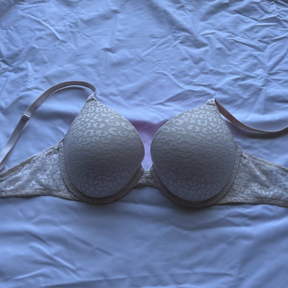 VS Pink white cheetah push up bra🤍